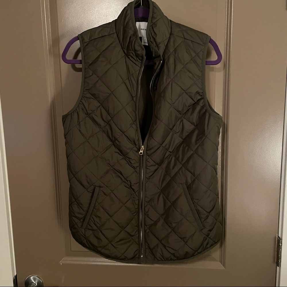 Old Navy Olive Colored Quilted Vest